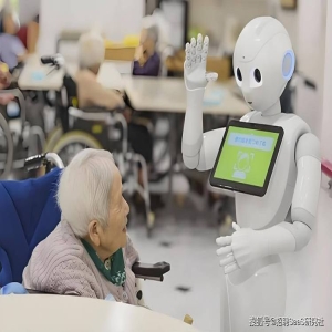 机器人养老来了？3亿老人缺口千万护理员，智慧科技能解困吗