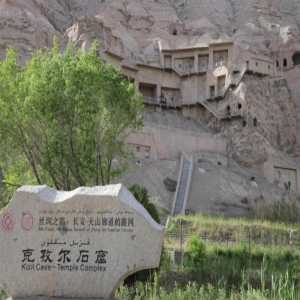 石窟与佛寺：中华文化如何包容改造外来艺术