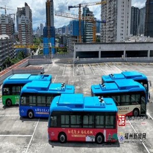 福州五色主题公交上线，红色文化流动宣传阵地