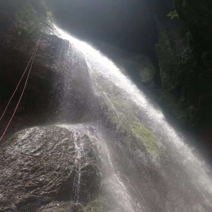 旅行社注意！严禁带团去未开发景区，安全第一