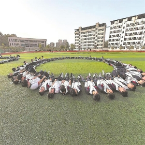 学校如何用一份小报和家访，守护孩子心理健康