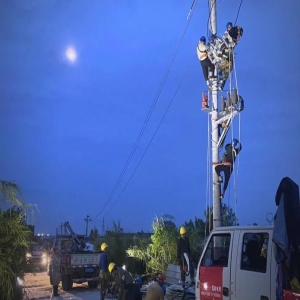 台风巴威逼近福建浙江，电力抢修队伍已就位