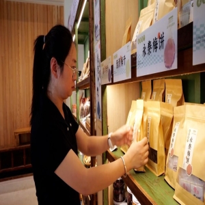 90后女村支书开供销新社，老供销社变身文旅打卡点