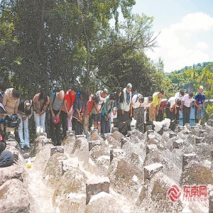 两岸同胞共祭戍台英魂，重温闽台共同御海历史