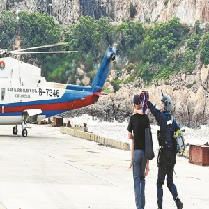 5岁男童台风天摔伤颅内出血，宁德海空联动跨海救援