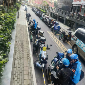 福州鼓楼区信和广场停车难破解，东汤巷治堵有妙招