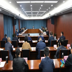 福州推进正确政绩观学习教育 巩固成果促发展