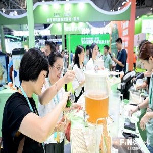 新茶饮崛起，老茶企转身：福州茉莉花茶如何闯出新市场？