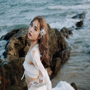 台湾天后李玟去世大陆粉丝群疯传自杀去世