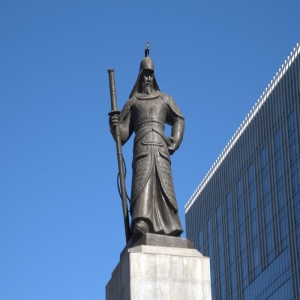 朱元璋杀徐达是因为徐达权力太大，而回家养老养了