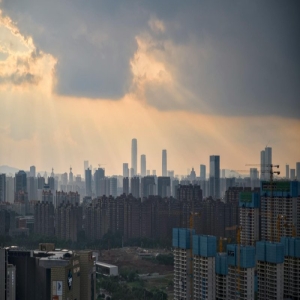 华北黄淮等地有较强降雨新疆高温天气持续未