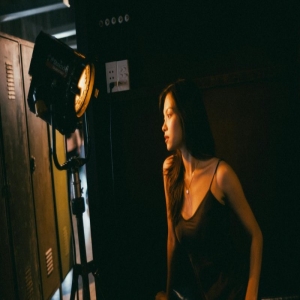 “华语天后”李玟因感情所困于48岁豪宅轻