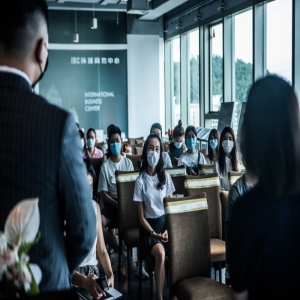 上半年中管企业主动投案逾200人央企反腐