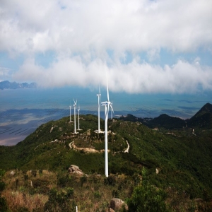 措美哲古风电场项目团队利用智慧风场的数字