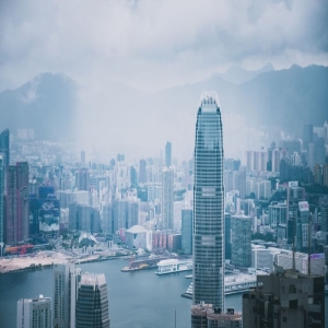 证监会副主席李超：发挥香港支持中国企业融