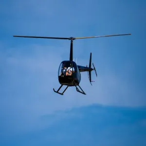 福建真把低空经济的门踹开了，民资终于能上桌，但别急着