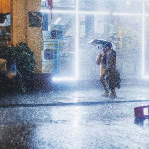 暴雨过后“泡水车”去哪了？
