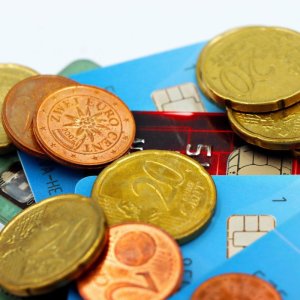 2023金融街论坛年会开幕稳慎扎实推进人民币国际化