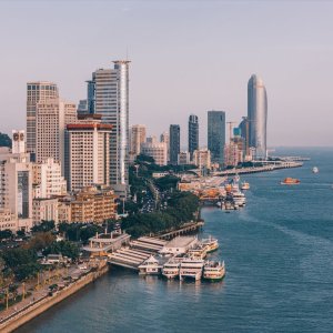 福建省省长赵龙赴宁德、龙岩、厦门等地调研